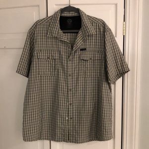 Wranlger All Terrain Gear Button up polo Regular Fit - XL